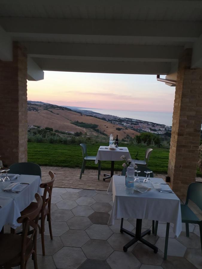 Casale Adriatico B&B Pineto Luaran gambar