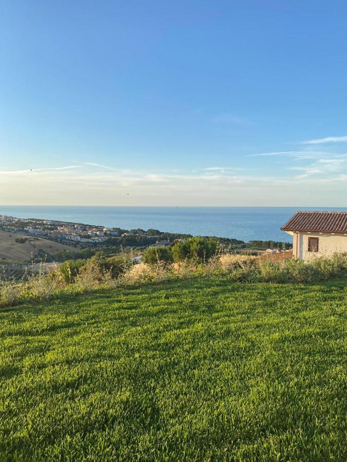 Casale Adriatico B&B Pineto Luaran gambar
