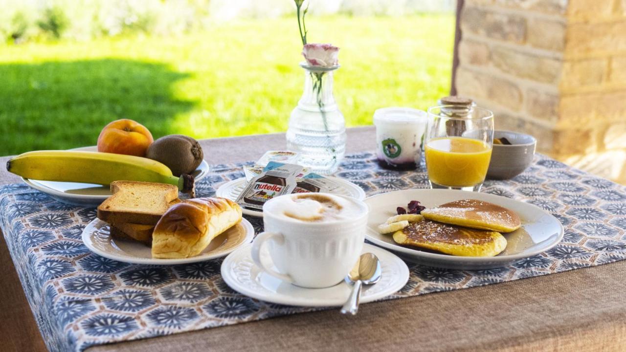 Casale Adriatico B&B Pineto Luaran gambar