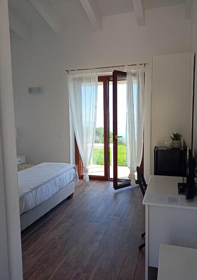 Casale Adriatico B&B Pineto Luaran gambar